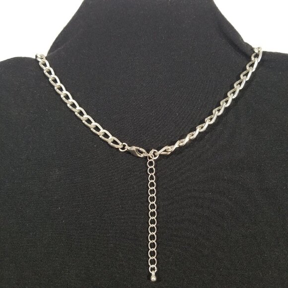 Sparkly Choker Necklace 5 Strands of Crystals, Beads and Chains - Picture 6 of 10